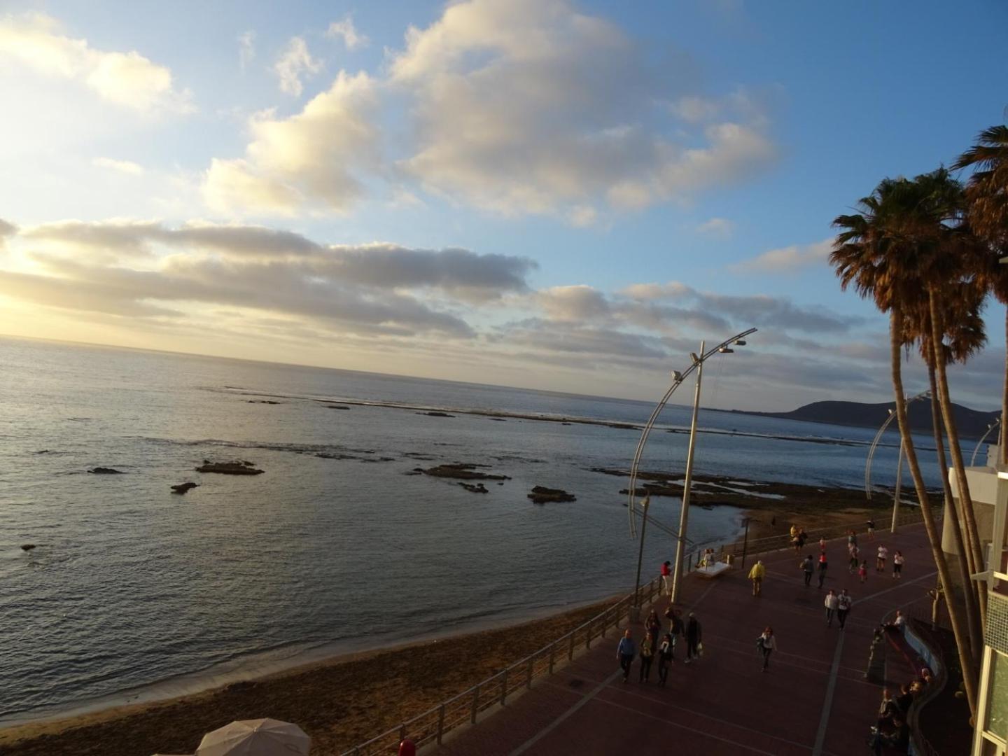 Estudio Luminoso, Primera Linea De Playa De Las Canteras Лас-Пальмас-де-Гран-Канария Экстерьер фото
